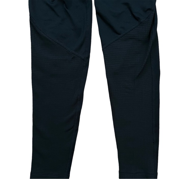 Nike Pro Women’s Warm Tights - Picture 9 of 10